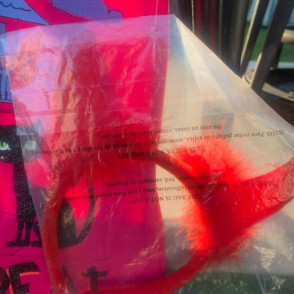 Trick or treat Girls shirt Size XS - Picture 2 of 5